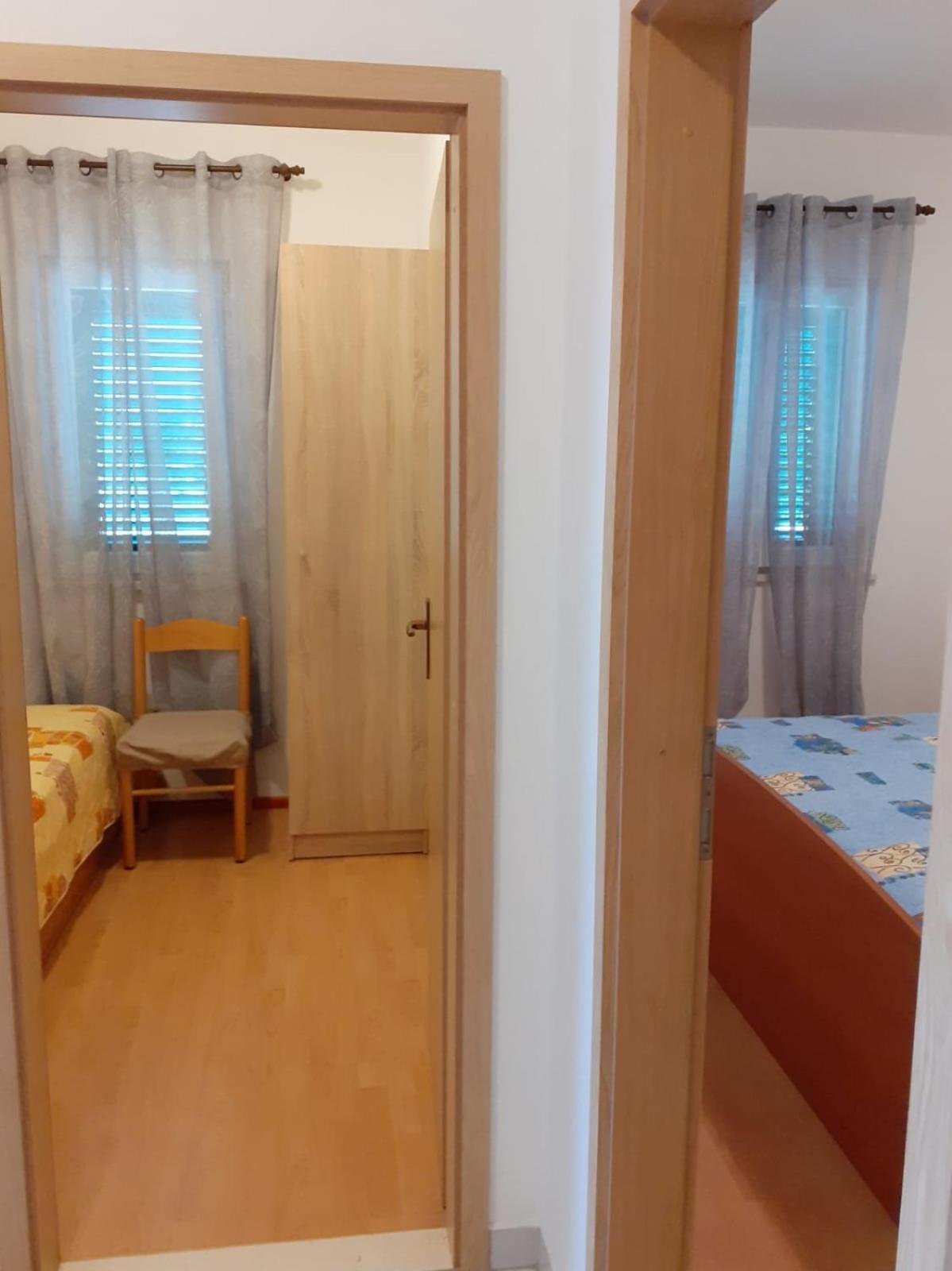 Apartments Borovina Bol Habitación foto
